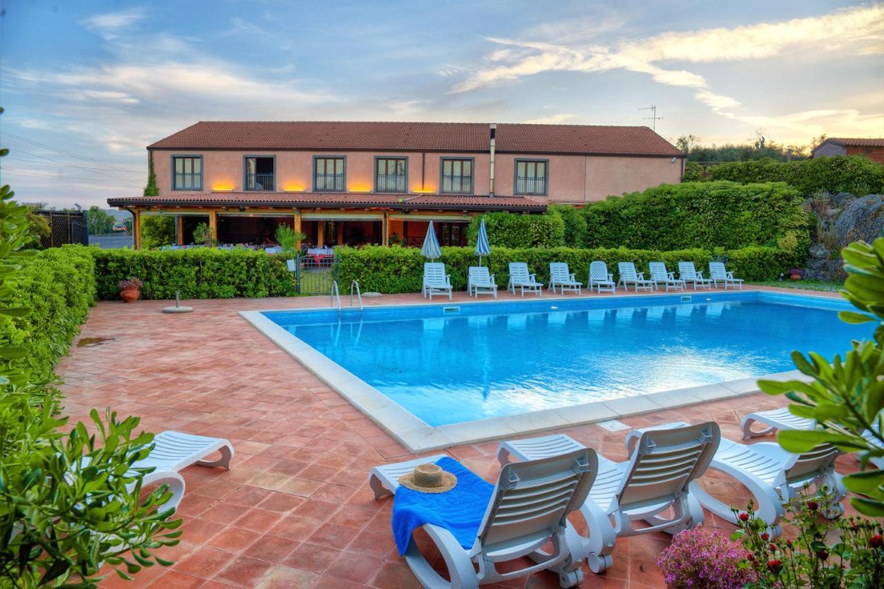 Agriturismo Biologico Corte Aragonese Santa Maria di Licodia Exterior photo